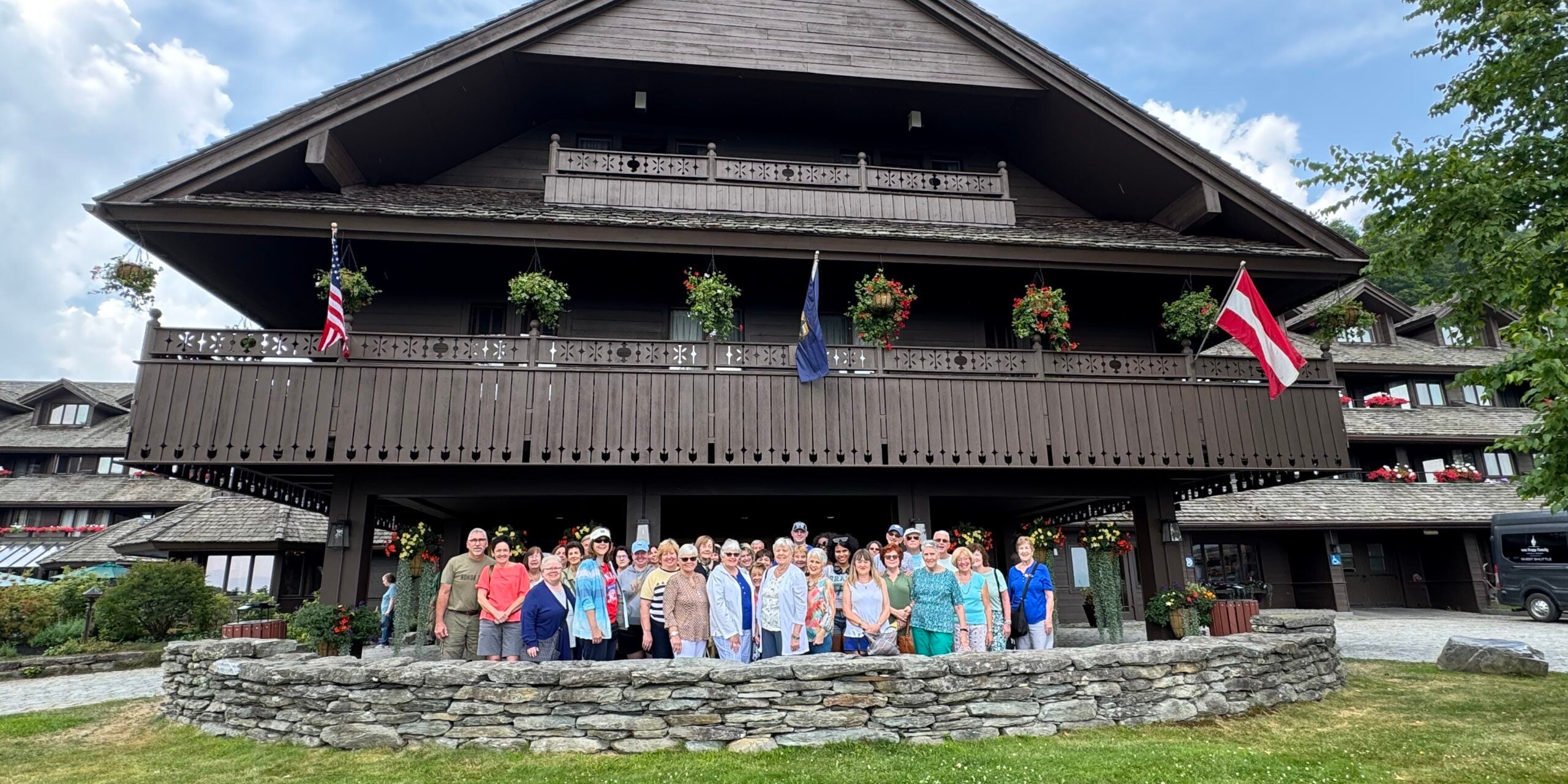 Starr Travelers in front of the von Trapp Family Lodge