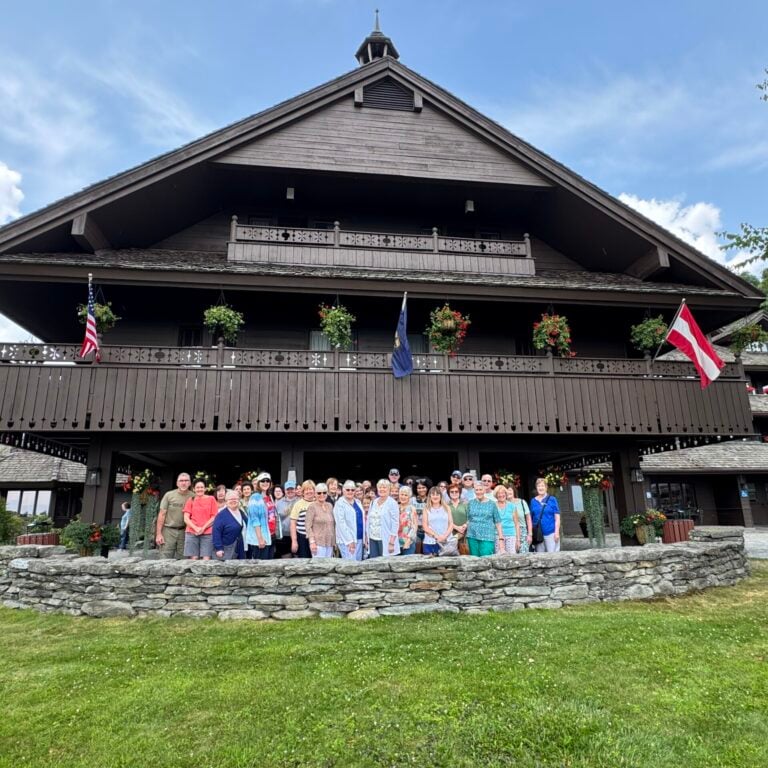 Starr Travelers in front of the von Trapp Family Lodge