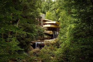 PA_FrankLloydWright-Fallingwater_pixabay--