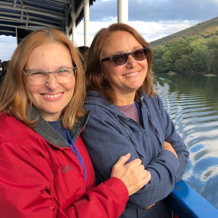 PA_Wellsboro_HiawathaPaddleBoat_StarrTD– (2) Starr Travelers Enjoying the Hiawatha Paddlewheel Lunch Cruise